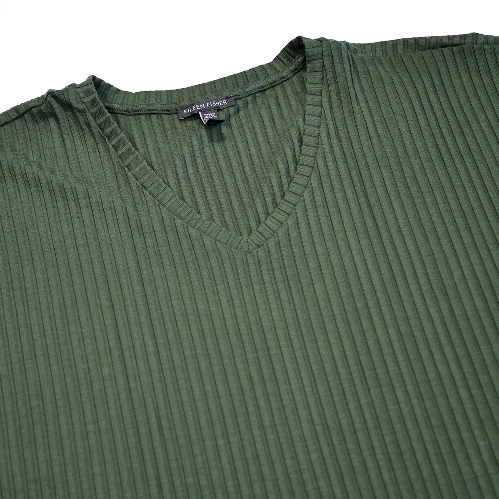 EILEEN FISHER Women's Size M Green Ribbed V-Neck Sleeveless Top Made in USA
